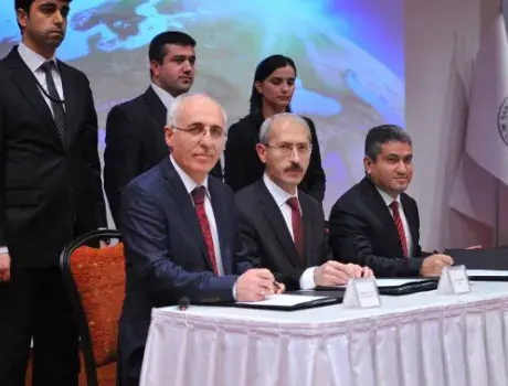 İlk Milli Uydu Türksat 6A İçin İmzalar Atıldı