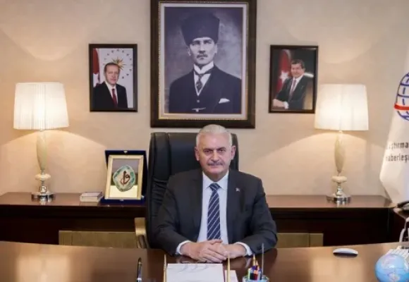Ulaştırma, Denizcilik ve Haberleşme Bakanı Sayın Binali Yıldırım'ın Yeni Yıl Mesajı
