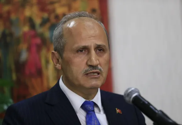 Bakan Turhan: Türksat 5A ve Türksat 5B projeleri takvimine uygun şekilde ilerliyor