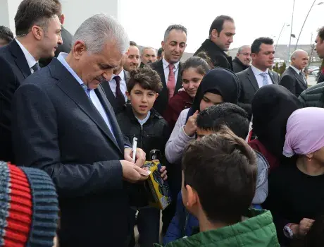 Başbakan Yıldırım, Cuma Namazını Türksat’ta kıldı