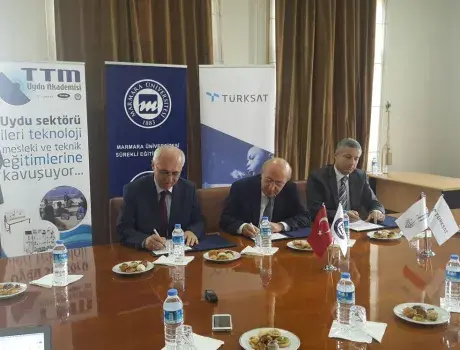 Türksat’ın Desteğiyle Marmara Üniversite’sinde Eğitim Laboratuvarı Kurulacak