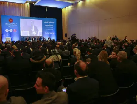 Şen: Sınırsız ihtiyaçların sınırlı kaynaklarla karşılanması problemi akıllı şehirleri ortaya çıkarıyor