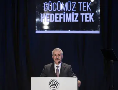 Bakan Arslan: “Türksat 6A'nın imalat çalışmalarına başladık, 2020'de fırlatmış olacağız.”