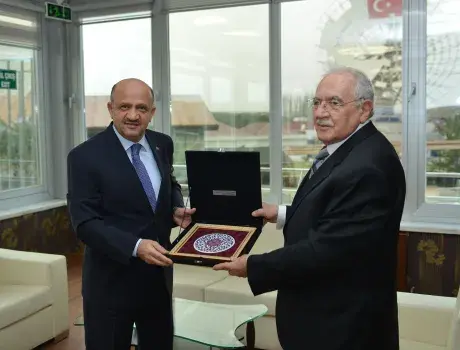 Deputy Prime Minister Işık Visits Türksat