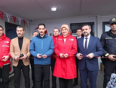 Türksat’tan Deprem Bölgesine Kütüphane