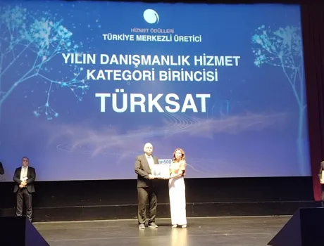 Türksat’a Bilişim 500’den Çifte Ödül
