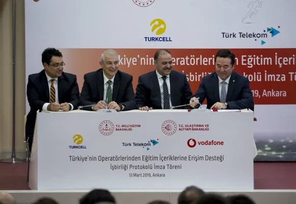 Bakan Yardımcısı Sayan: “Bilgiyi etkin kullanabilmek için de eğitimde teknolojik altyapıların yoğun şekilde kullanılması gerekiyor”