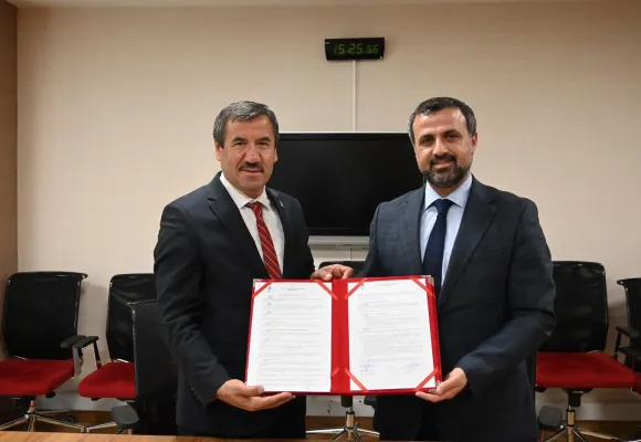 Türksat- İSBUBÜ Arasında İş Birliği Protokolü