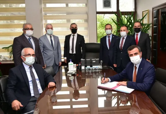 TÜRKSAT ile TKGM Arasında TAKBİS 2020 Yazılım Projesi İmzalandı